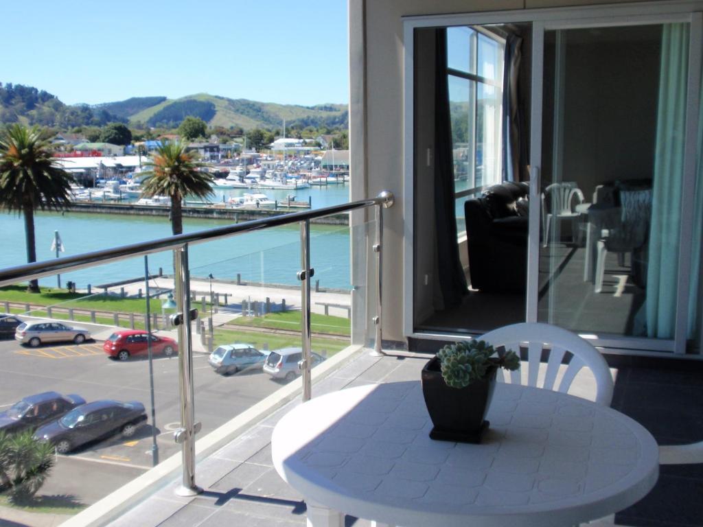 Marina View Apartments Gisborne Exteriör bild